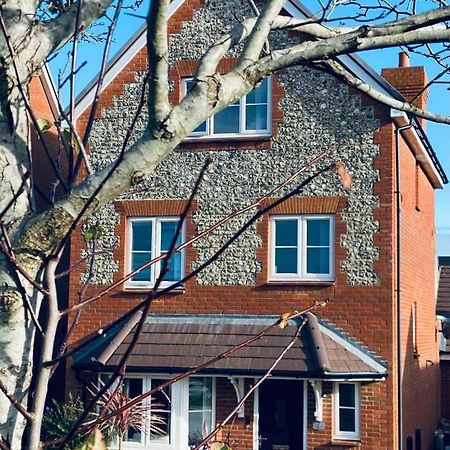 Angmering Home エクステリア 写真