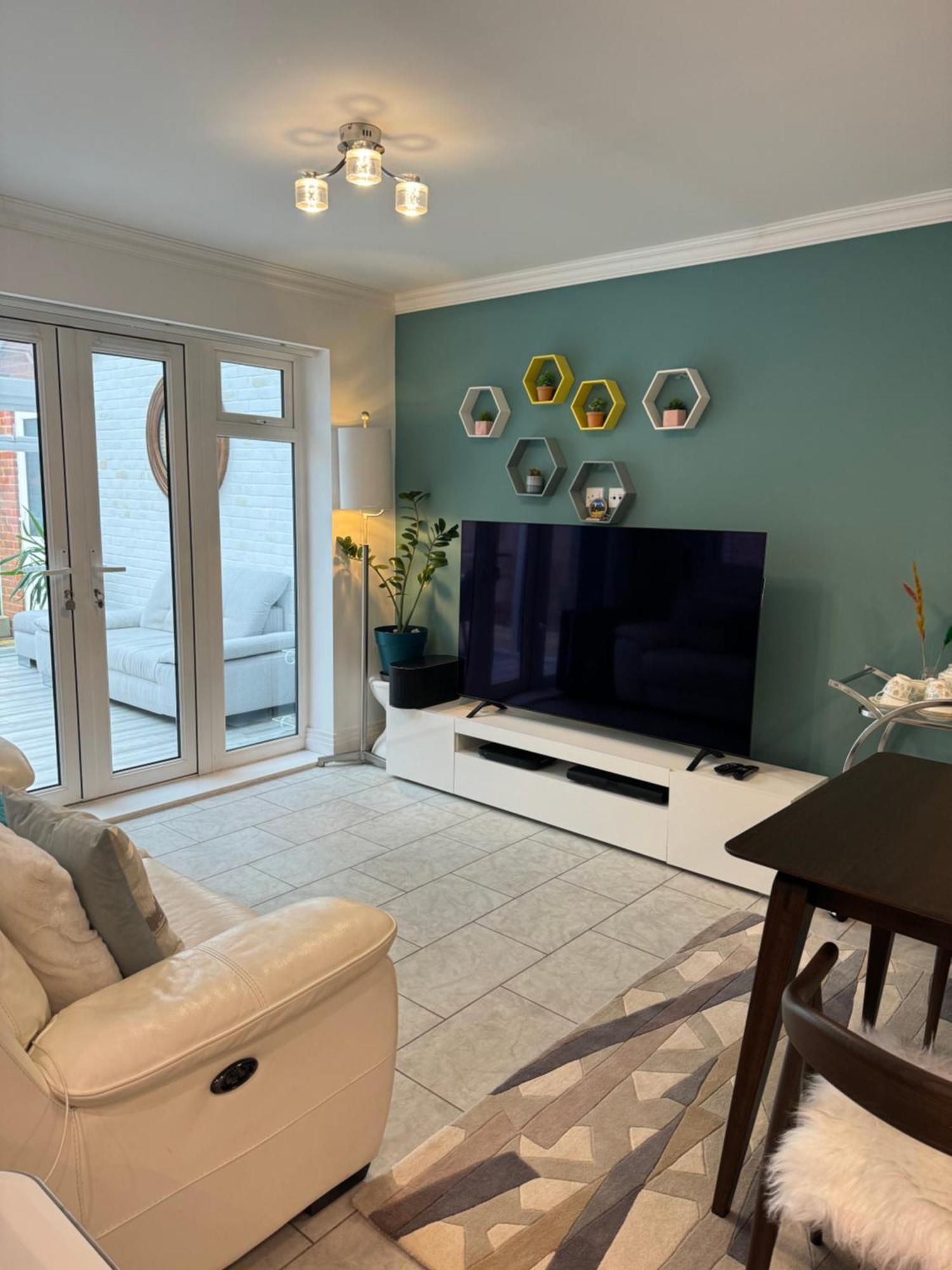 Angmering Home エクステリア 写真